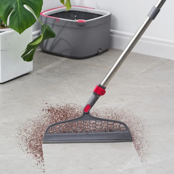 True & Tidy True Clean Mop & Bucket System with Silicone Floor Sweeper Deluxe Set - Image 4